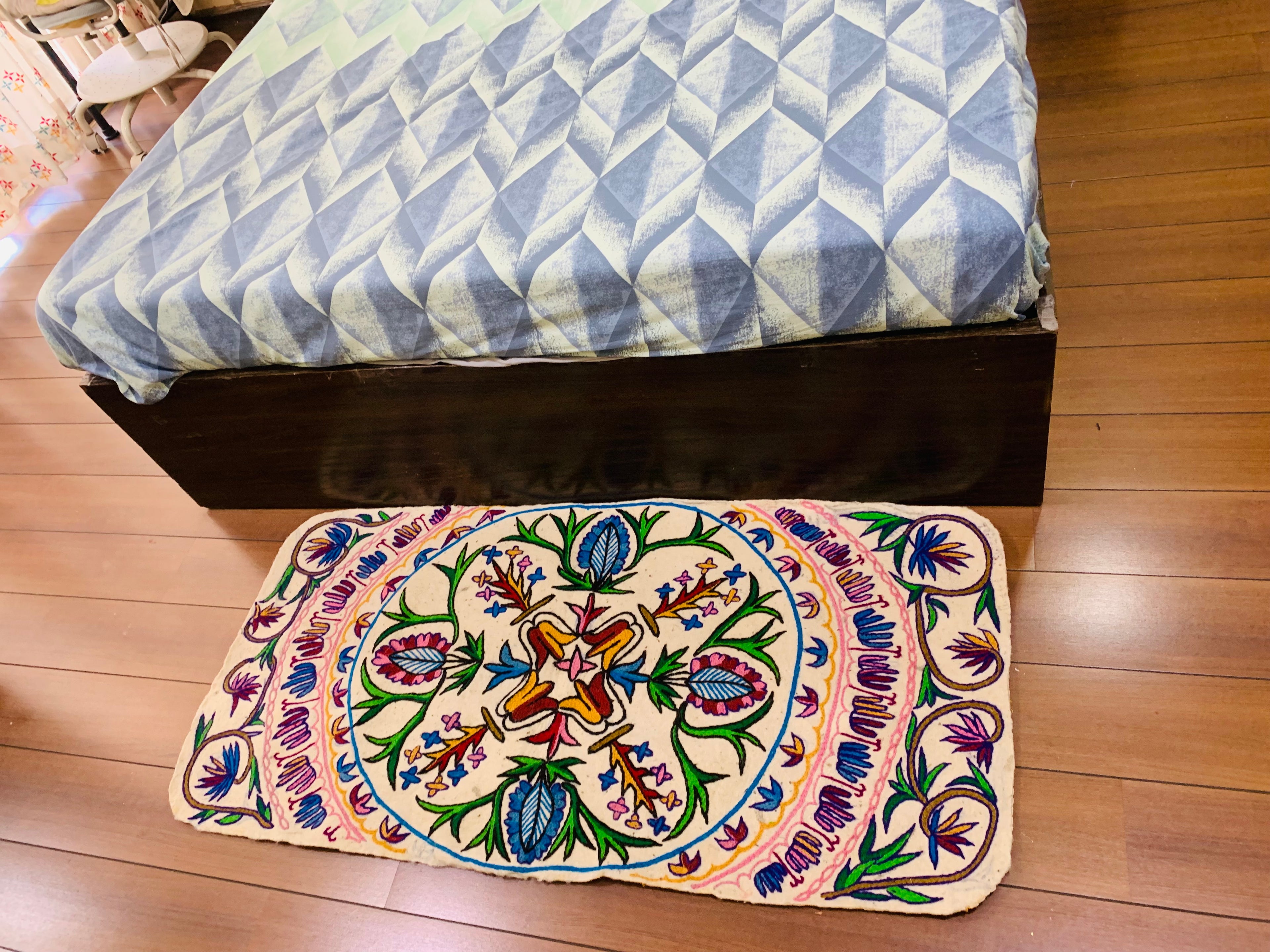 Bedside Runner - Chinar Leaf