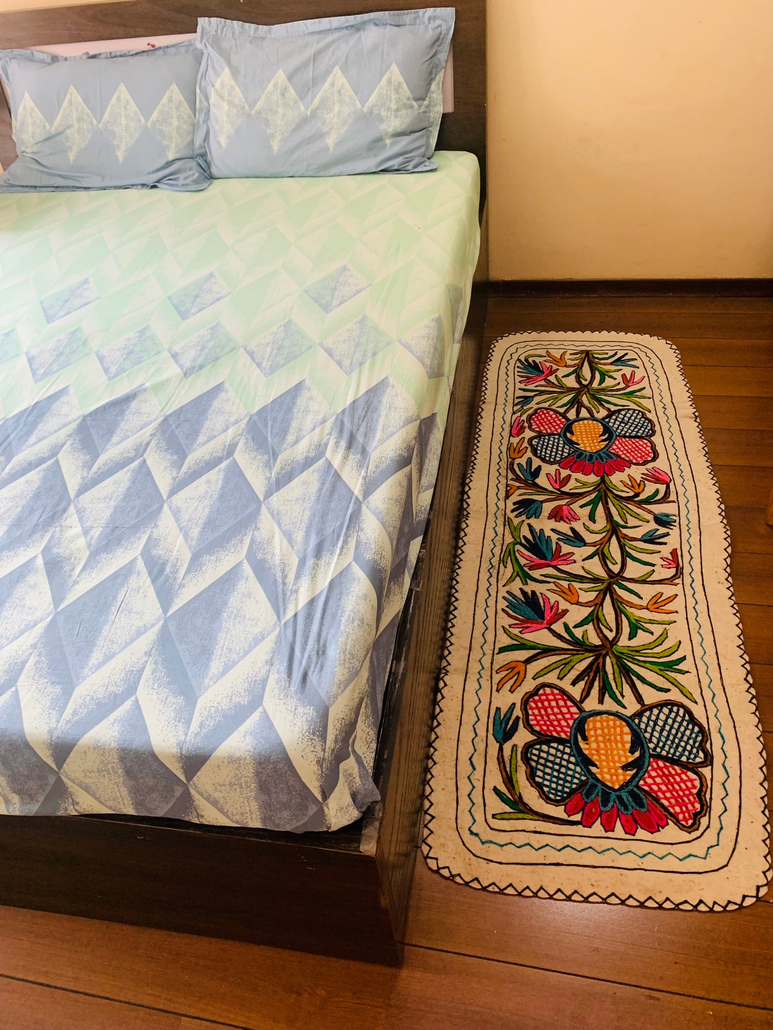 Bedside Runner - Crafted Cloud