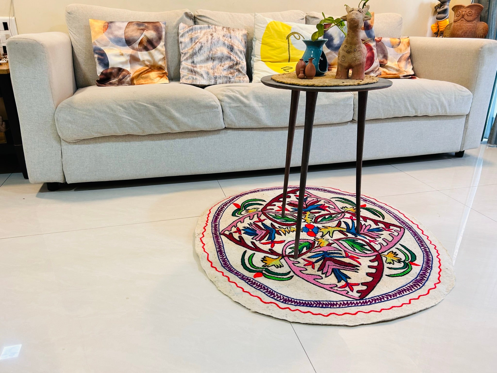 Round Rug - Heartfelt Harmony
