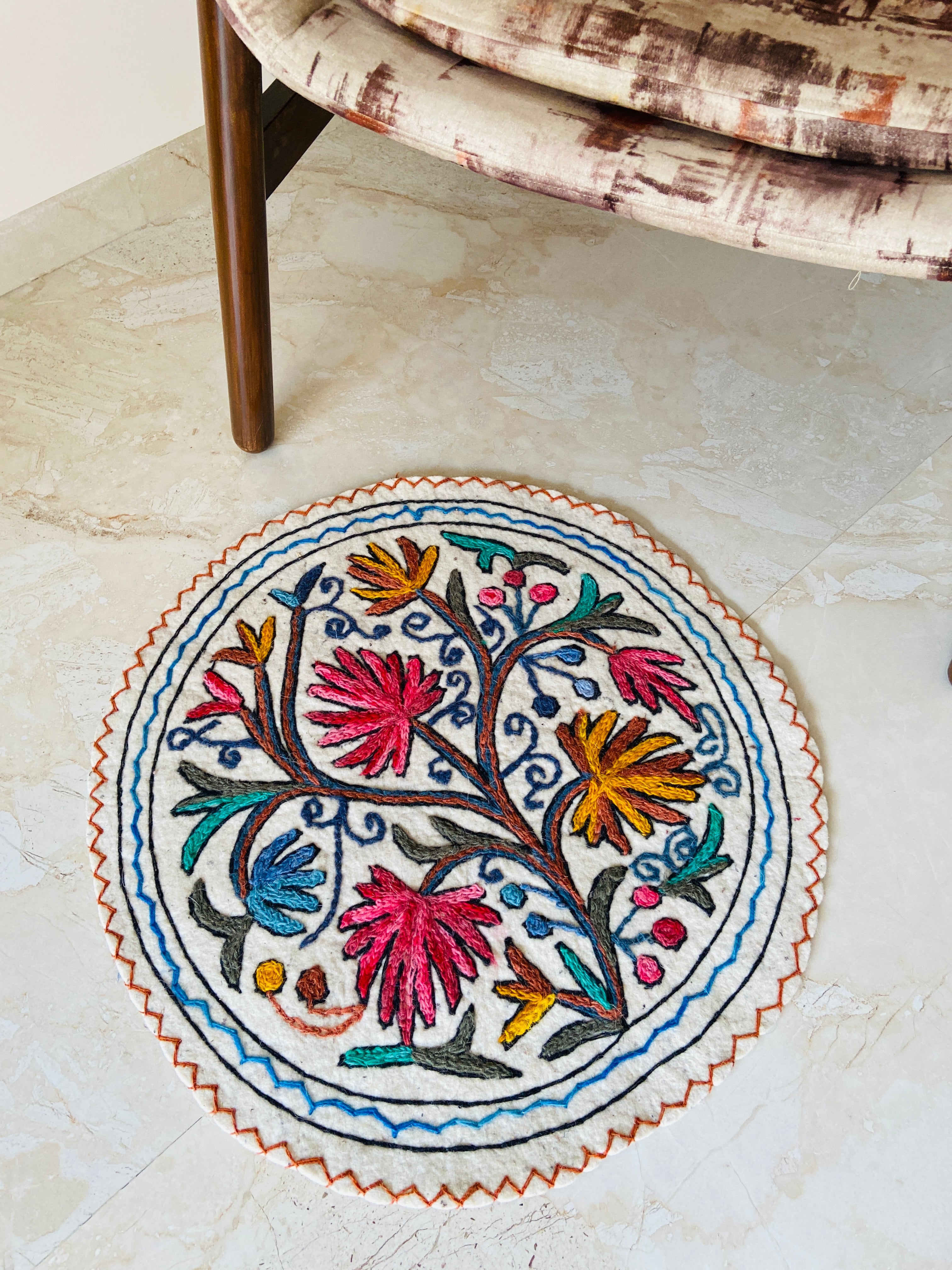 ROUND RUG – Swadeh – Artisanal Handcrafted Décor