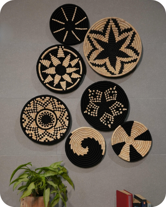 MONOCHROME CLUSTER ( Set of 7)