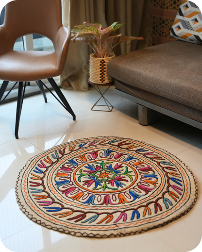 Cicle of Aura- Round Rug