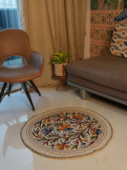 Mehak Blossom- Round Rug