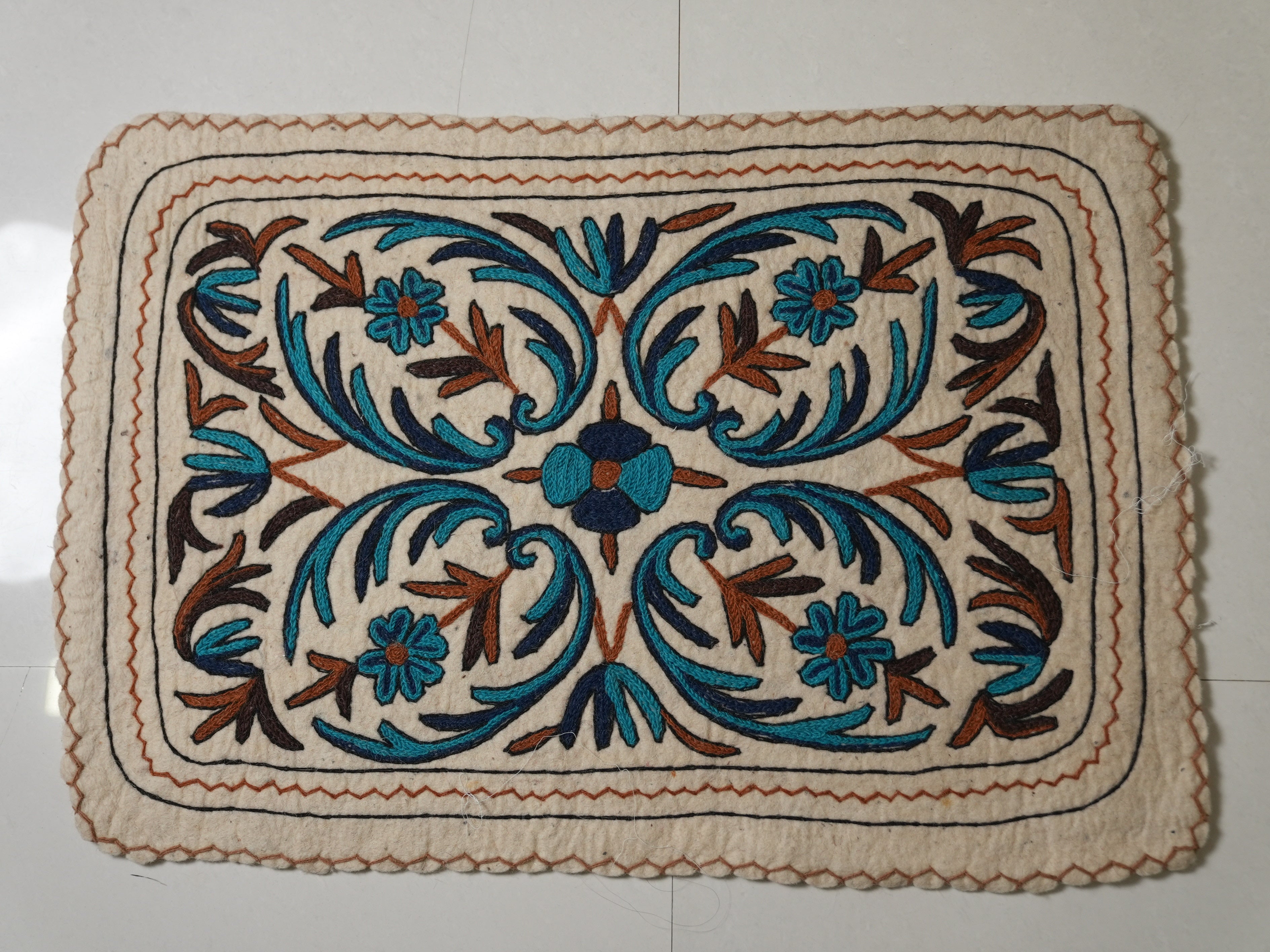 Royal Canopy - Accent Rug