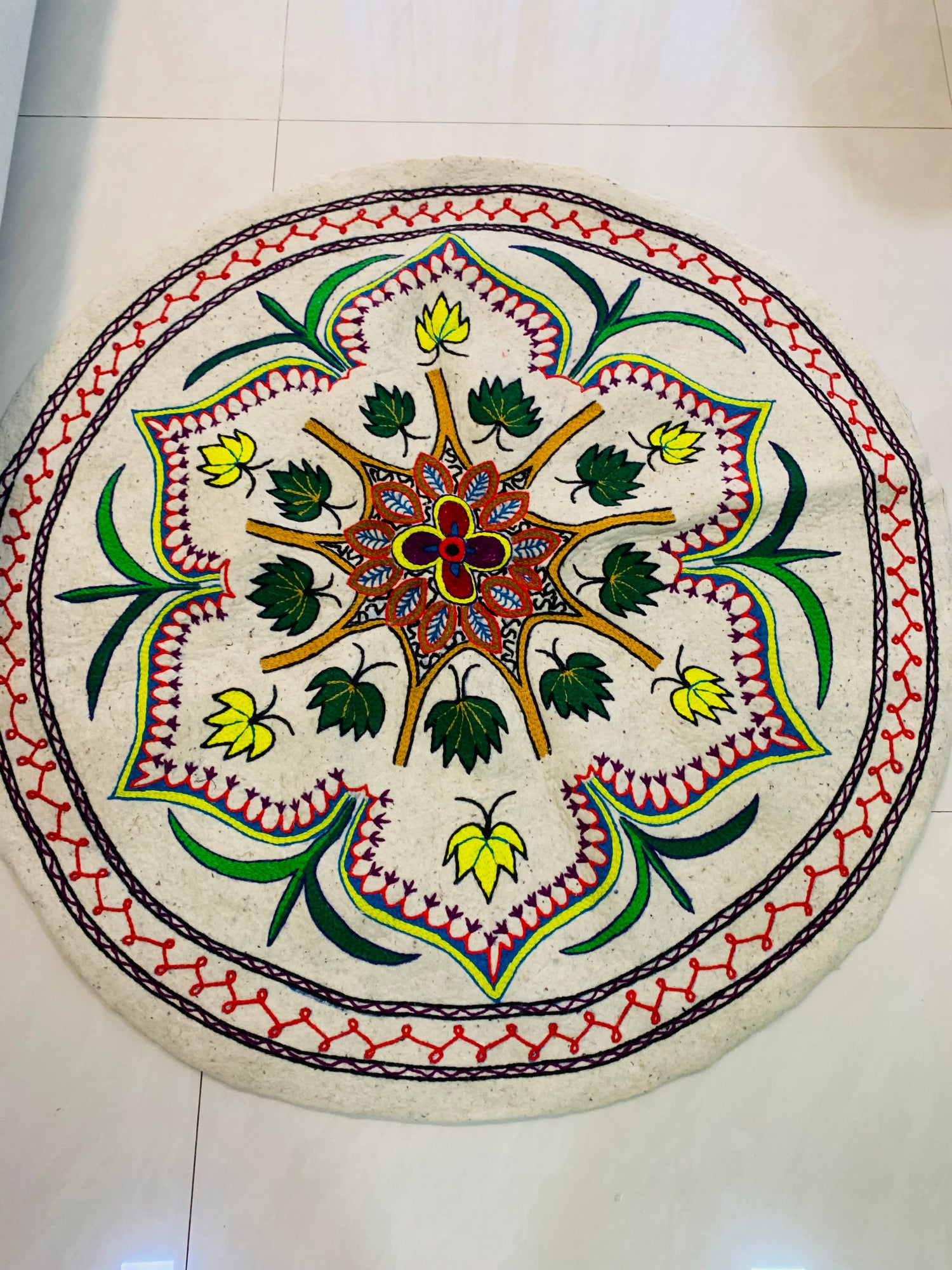 Round Rug -Floral Heritage