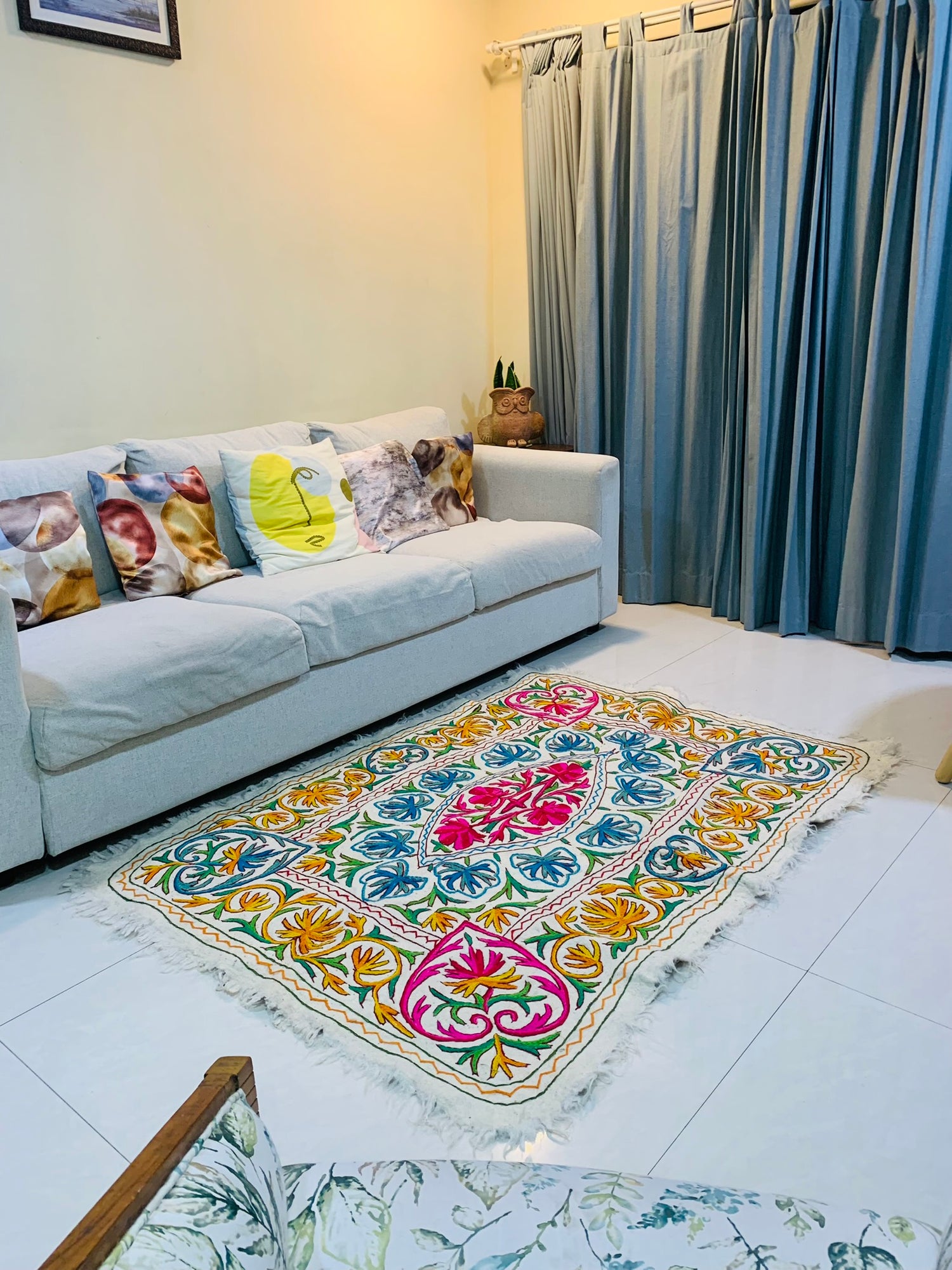 Living Room Rug - Artisanal Floral